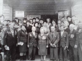 Участники ВОВ и краеведы нашего районаю май 1990 г